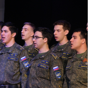Творческий взлет "Поющей эскадрильи"